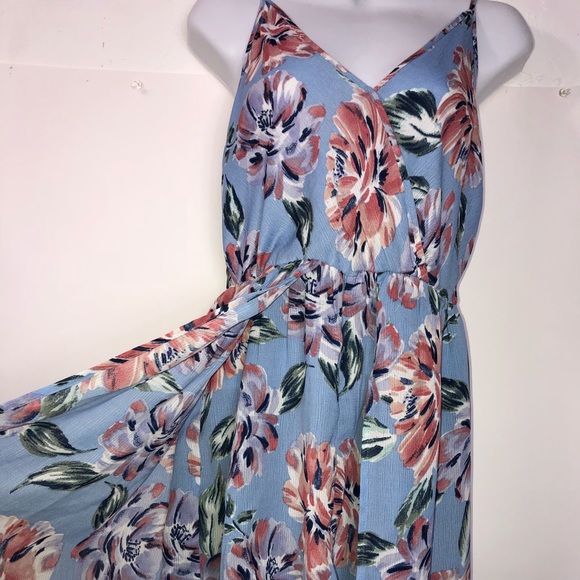 Elegant & Sexy Dress with  shorts & cape skirt NWT - Picture 5 of 8